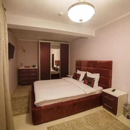 Gradina Mariajelor Отель 2*