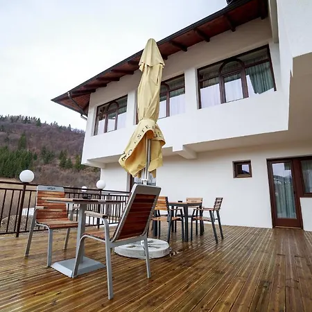 Gradina Mariajelor Câmpulung Moldovenesc